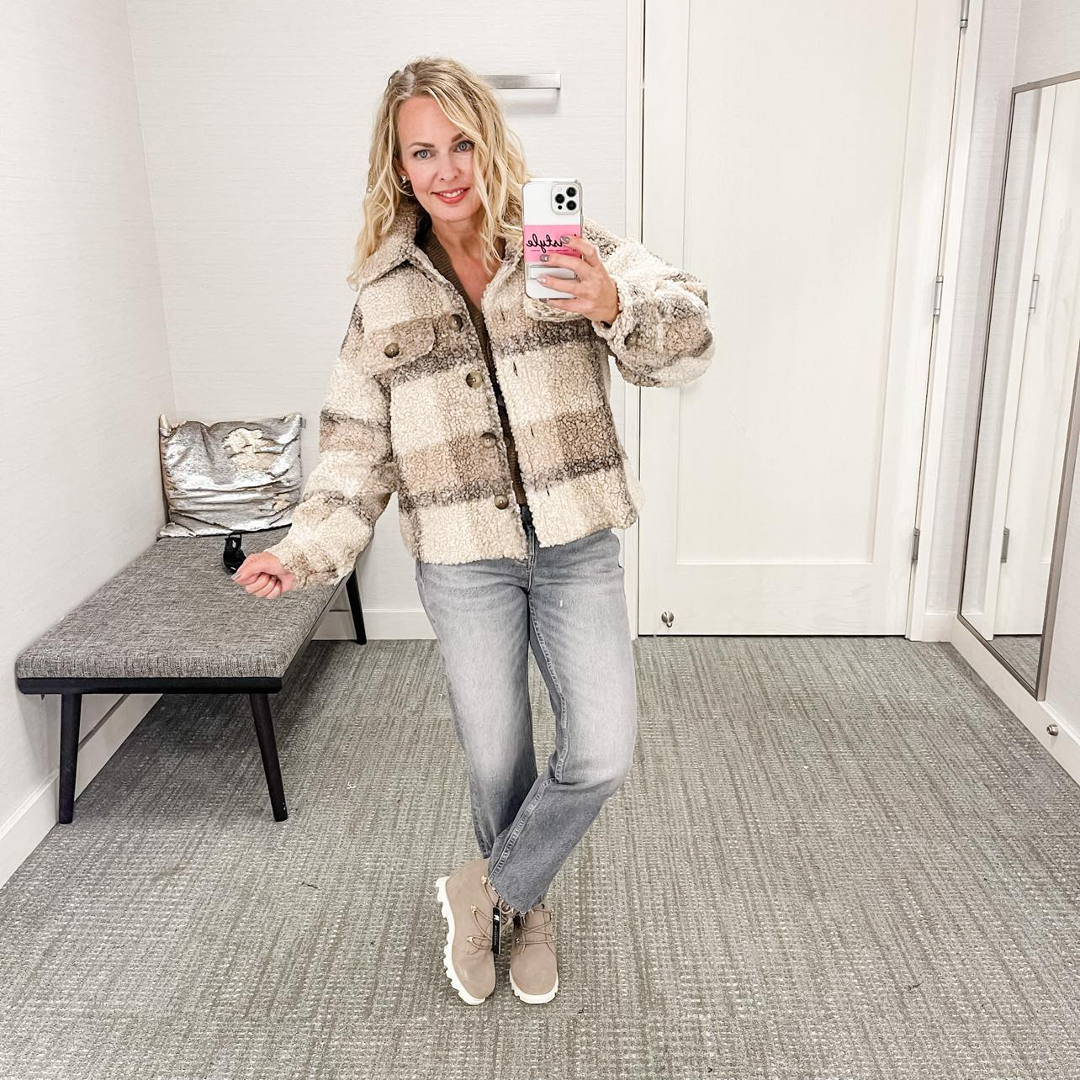 Stacey Jones @instylewithstacey