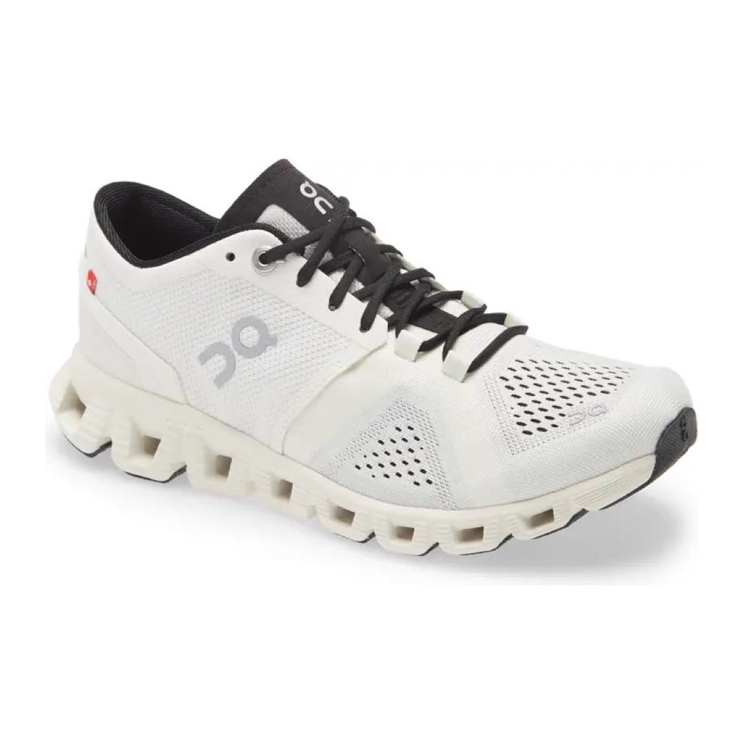 Cloud X Training Shoe | ON